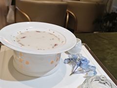 -燕庭·纯燕窝·甜品下午茶(南京西路店)