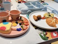 -水桶王国主题餐厅·聚会·生日派对·亲子活动·家庭套餐(亚龙湾希尔顿店)