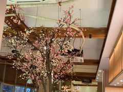 -蜜桃餐厅·伴山(湖滨商业街店)