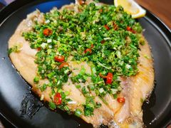 泰国清迈香煎风味罗非鱼-West10 西拾·西餐厅·创意菜(未来科技城店)