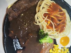 -汤姆家的牛排意面披萨(融创茂店)