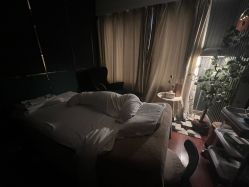 -Mamom club 慢会所(爱丁堡店)