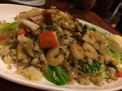 -玛格萝妮比萨屋(陆家浜路店)