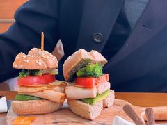 -Catch Bagel(芳草地店)