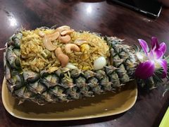 菠萝饭-Dang restaurant (patong phuket)