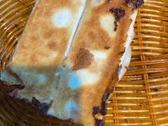 -阿洪锅贴王(小吃城店)