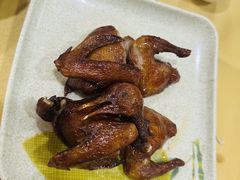 红烧乳鸽-吉莲利苑海鲜酒家(珠海拱北28年老字号店)