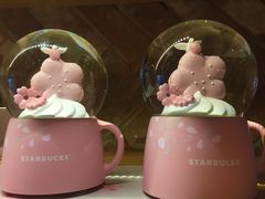 -星巴克(西藏路店)