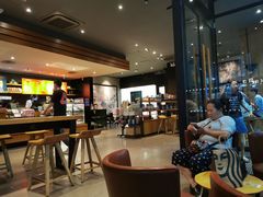 大堂-星巴克臻选(郑州中原万达店)