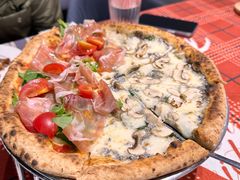 双拼披萨-Primo·丽莫意大利窑烤披萨