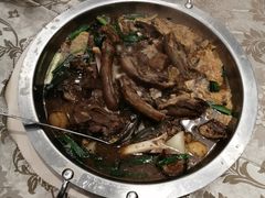 羊腩金鼎煲-新兴家喻酒家·羊城名宴(昌岗店)