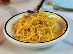 清新菊花芽拼海藻青笋丝-竹雨堂创意中国菜(裕华店)