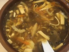 酸辣汤-老盛昌(梅陇店)