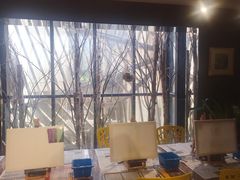 -新华里咖啡书吧(新华书店小寨店)