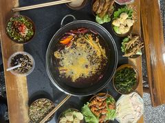 -重庆故事姊妹老火锅(财经学院店)