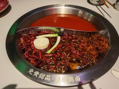 -卤校长重庆火锅(国兴店)