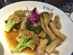 -美奈小馆·越南料理(中航城君尚购物中心店)