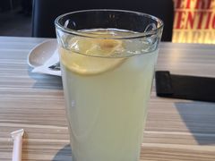 -必胜客(武汉欢乐谷店)