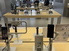 -DJI大疆(深圳华强北曼哈授权体验店)