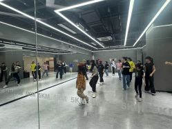 点击看大图 -5KM舞蹈街舞工作室