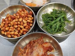 -明洞阿姨·韩式酱蟹烤肉·创意料理(方庄店)