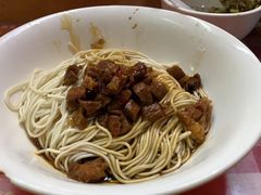 招牌辣肉干拌面-辣肉面大王(天平路店)
