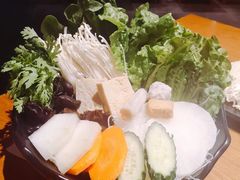 -呷哺呷哺(丹尼斯店)