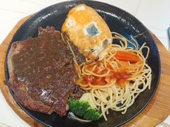 -豪享来牛排(人民店)