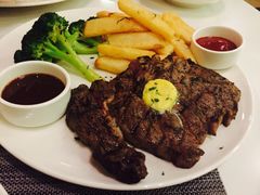 -WOLFGANG PUCK KITCHEN & BAR(迪士尼小镇店)