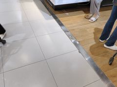 -盒马鲜生(岭南新世界店)