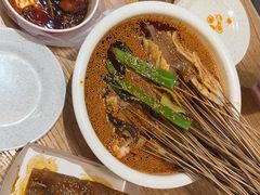 叶婆婆钵钵鸡-嘉州叶婆婆钵钵鸡(建设路店)