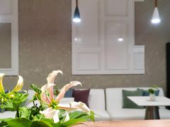 -潮一不贰·法式甜品·生日蛋糕·西式简餐(外滩店)