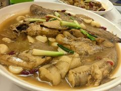 -健跳小海鲜(人民路店)