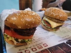 -The Habit Burger Grill 哈比特汉堡(爱琴海店)