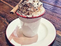 黑白巧克力碎肉桂热巧克力-MIKAKU(万达广场上海宝山店)