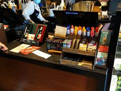 -星巴克(杭州湖滨银泰E区店)