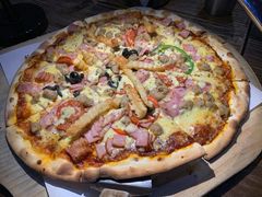 垃圾桶披萨-MI WU FACTORY米屋美食工厂餐厅(绿地店)