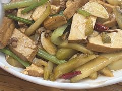 豆干炒榨菜-九龙奇迹海鲜大排档(万象城店)