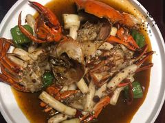 -臻鲜燕海鲜融合餐厅(金陵style店)