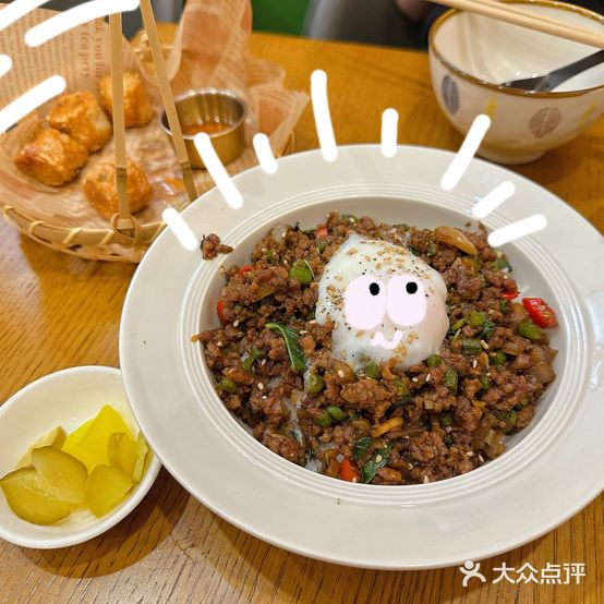 泰莱里·泰式船面·打抛饭(营口道店)