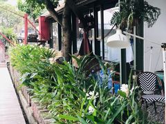 -喜洲吧·江畔老船厂·庭院餐厅(喜临院店)