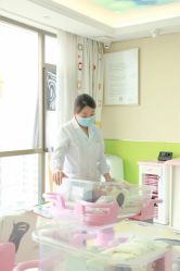 -梓爱月子中心(花都店)