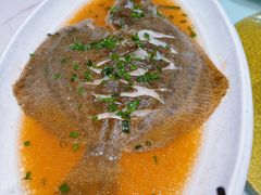 鸦片鱼头-壹只菜·崇明本地特色菜(崇明南门店)