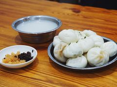 肉包-红帽叔叔包子
