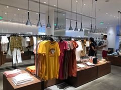 -URBAN REVIVO(西安Momopark店)