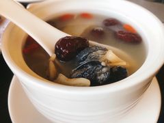 原盅乌鸡汤-港澳烧卤馆