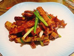 -小于烧烤海鲜·皖南明档土菜(丰庄店)