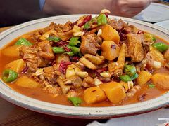 -俭寨大盘鸡·手抓肉·烧烤新疆菜(乌苏路店)