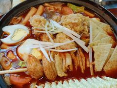 炸鸡辣炒年糕锅-米屋石锅拌饭(师大店)