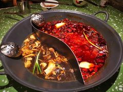 -五里关火锅(上海鑫耀·光环Live店)